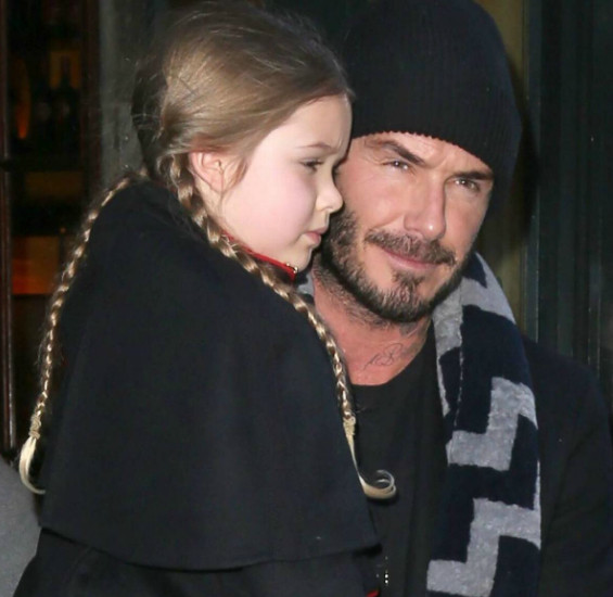 小时候都是小公主,长大后小七和苏瑞却大不同,她让人心疼