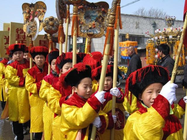 天星观楚墓出土一件残破的文物,揭开了神秘的“凤翣”之谜!