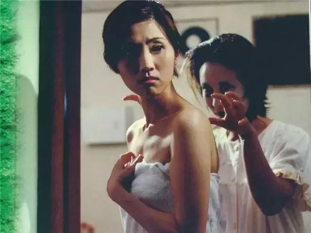 黎姿演过不少鬼片山村老尸楚人美最吓人其他都不值一提