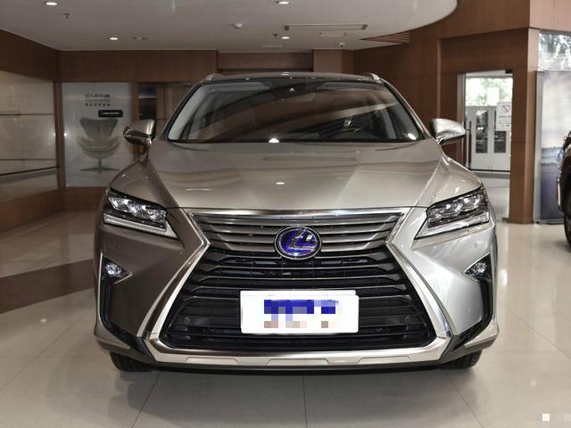 比保时捷更高度的品控五十万的新款车型这车有五米长