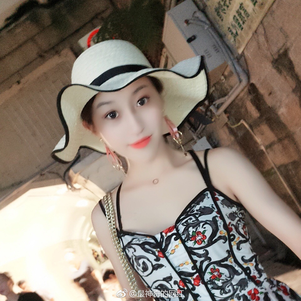 四川西南航空专修学院,空乘专业,00年,身高170