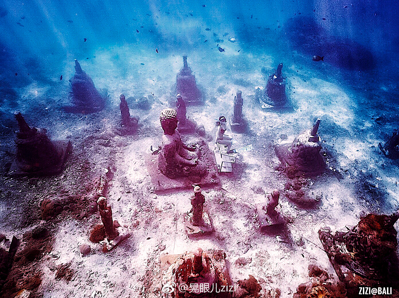 bali水下佛 流好大到很难靠近 四月里每天做得最多的交通工具就是船