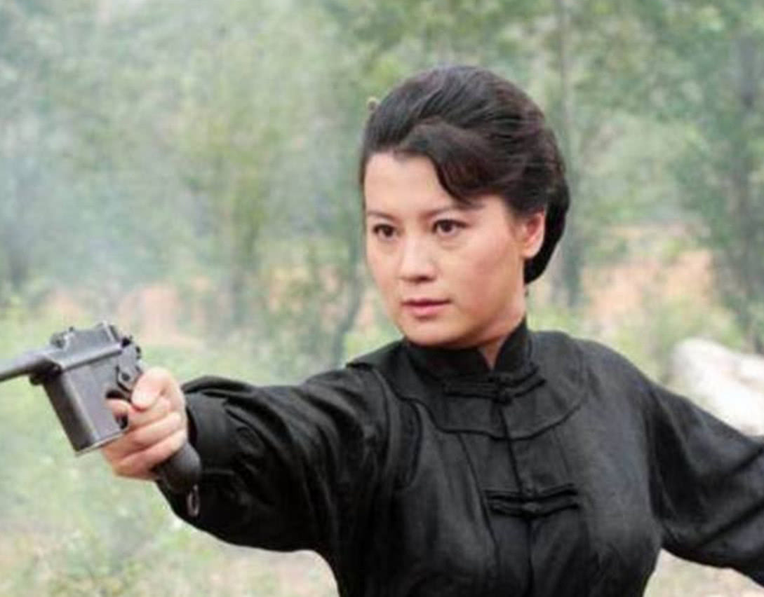 最美女土匪,带人击毙了一千多个鬼子,却被东北军抓到枪决|土匪|张素贞