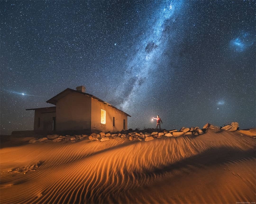 沙漠中的璀璨星空 | Daniel Kordan|沙漠|星空_新浪新闻