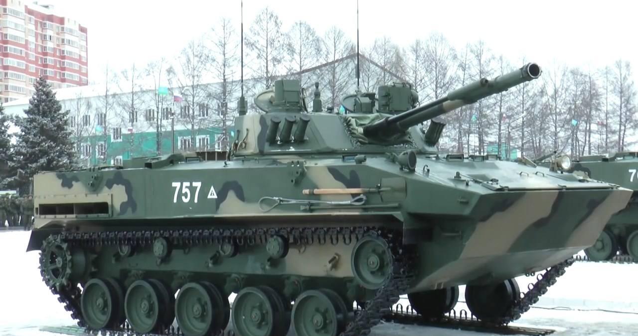 俄军装备的bmd-4空降战车