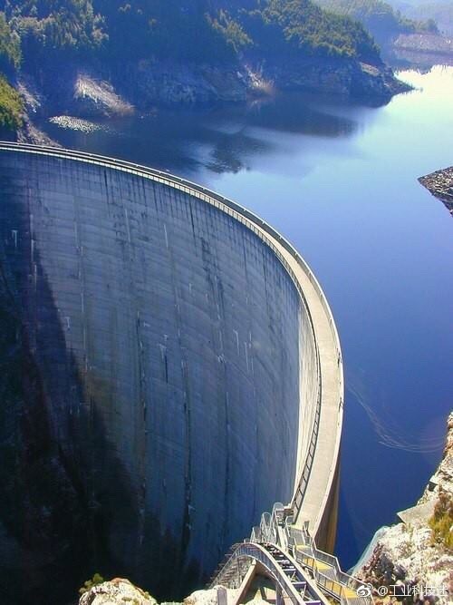 拱形大坝设计