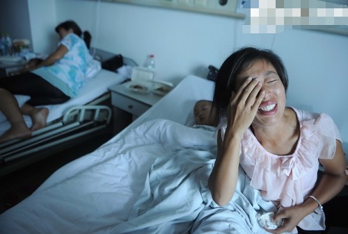 5岁女儿喂刚白天弟弟喝水,两人却因此相继去世,家人难以接受