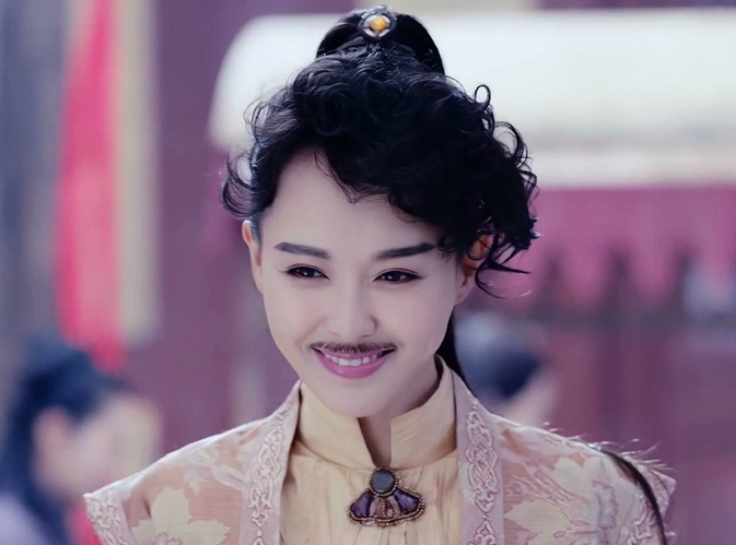 "女扮男装"的4位女星:1,唐嫣,在《锦绣未央》里面,给人一种很是滑稽的