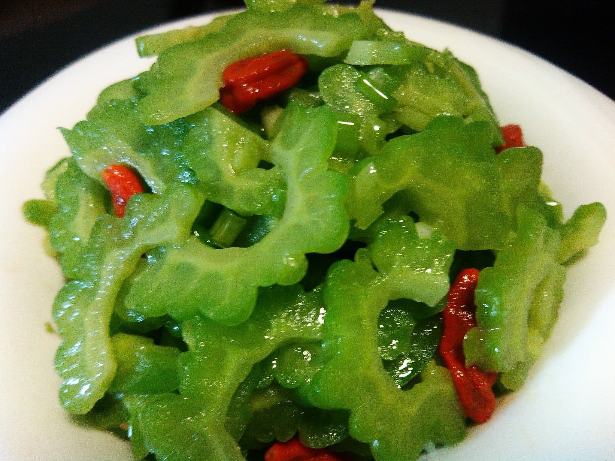 夏天必吃的这两道经典凉拌菜成本不足5元10分钟就能搞定