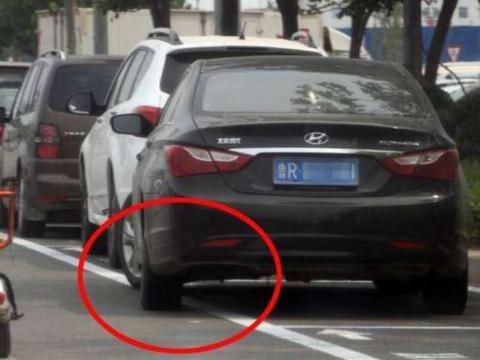 路边停车不压线就不会被罚?还有这些停车规定