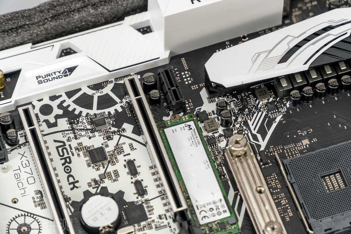 镁光m600 m2 512g固态 开箱评测