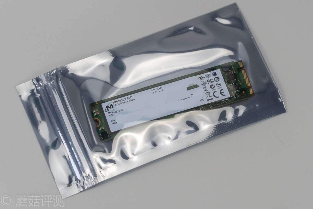 镁光m600 m2 512g固态 开箱评测