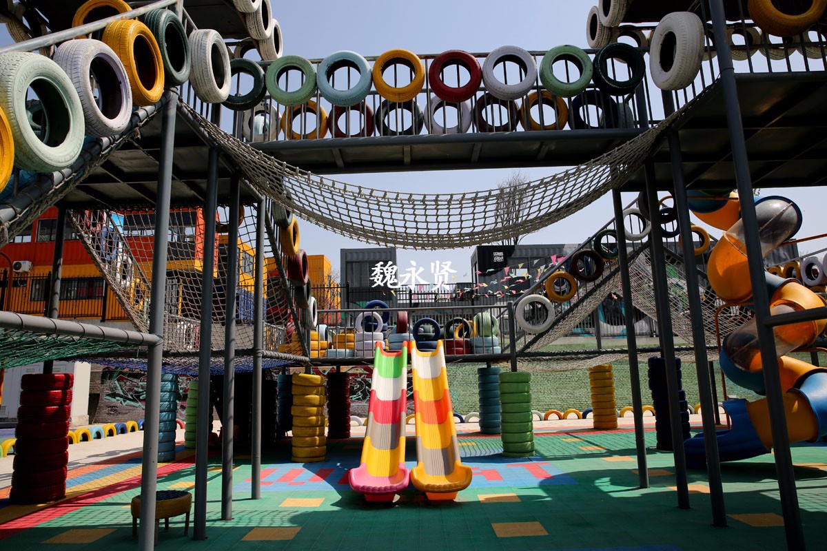 3万3千个废轮胎建一座乐园 花了千万