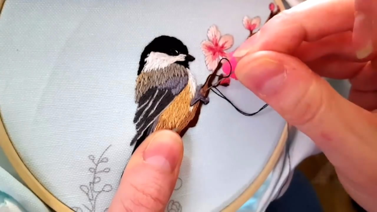 手工刺绣精美的春花喜鹊图,方法很简单,手把手教你第三部分