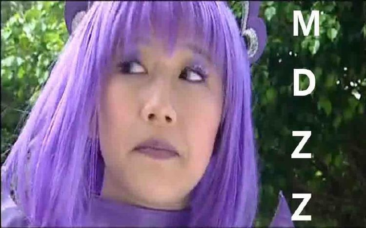 巴啦啦小魔仙:严莉莉想删掉的五张照片,图3尴尬,图5毁童年