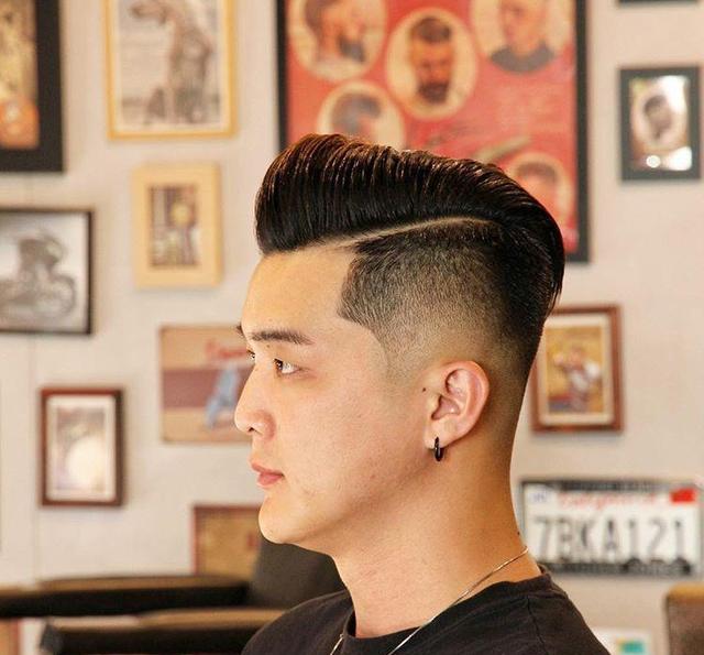 2018最受欢迎两侧铲青渐变发型男生剪了马上变帅了