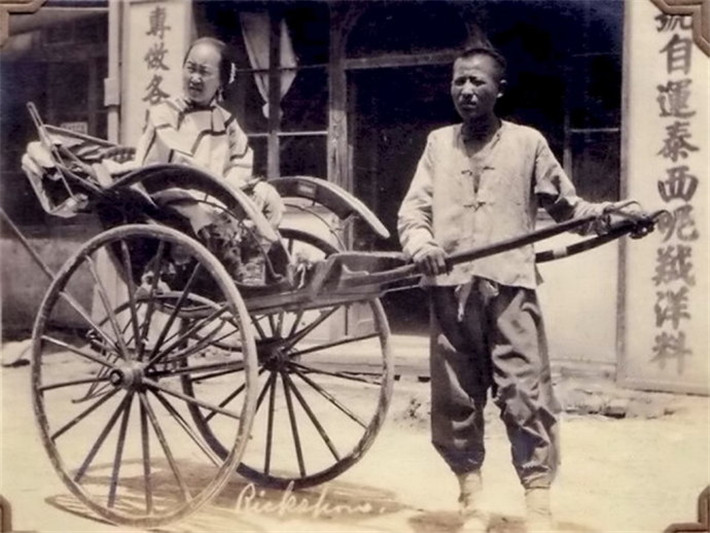 北京的人力车夫生活到底有多艰苦?胡适一句话道出全部辛酸