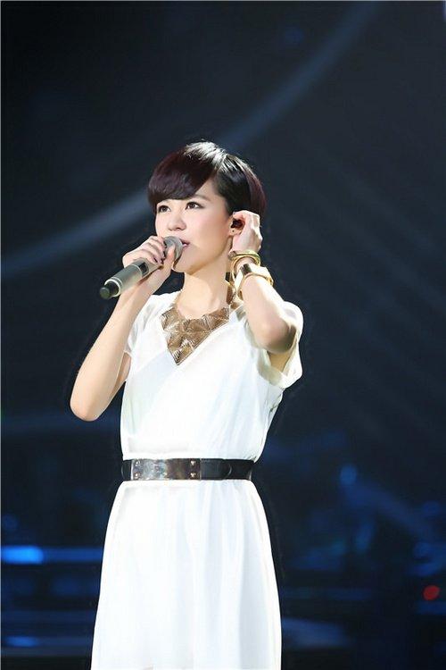 出道近十年却不红,唱过多部热门影视剧主题曲,现在要上《歌手》