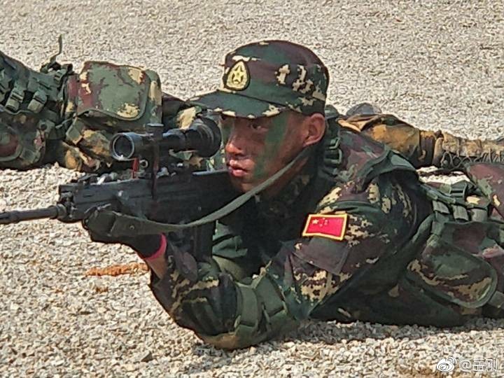 74集团军特战旅20%官兵,考取一级特战等级,部队奖励肯下本钱