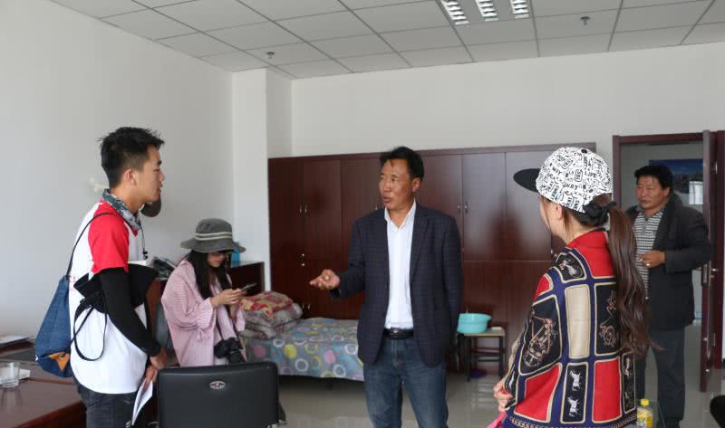 天赐骏马——黑帐篷下的“智阁鲁如”