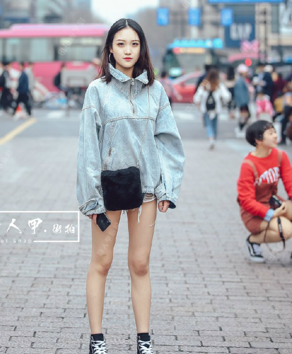 重庆的女孩,皮肤白皙,身材曲线完美,适合找女朋友|白皙|重庆|女朋友_