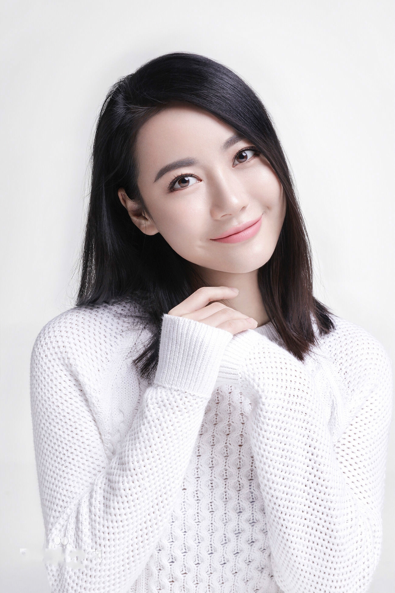 李依然曾参演古装剧《隋唐英雄3》.