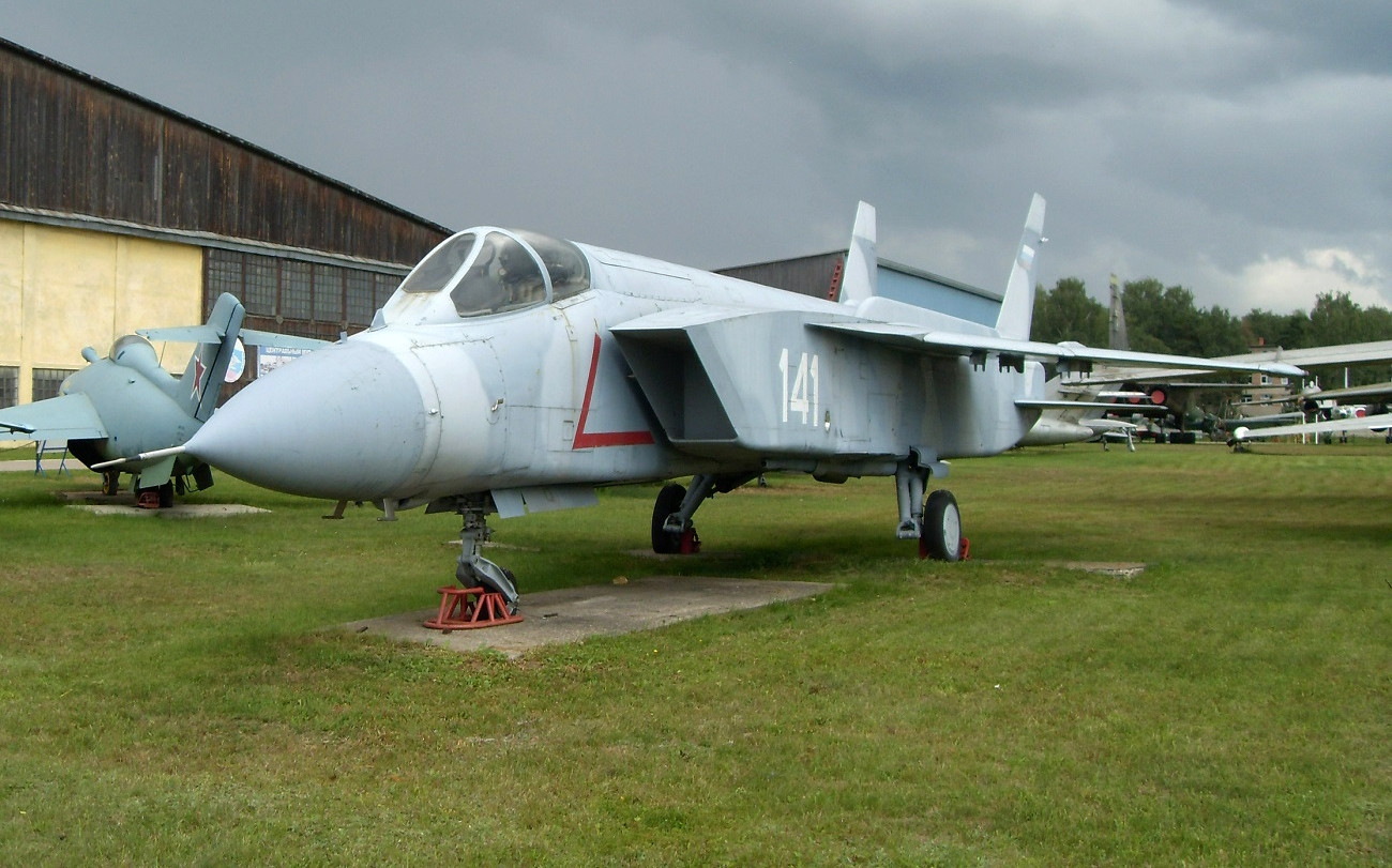 苏联/俄罗斯的垂直起降战斗机,包括雅克-36/雅克-38/雅克-141等