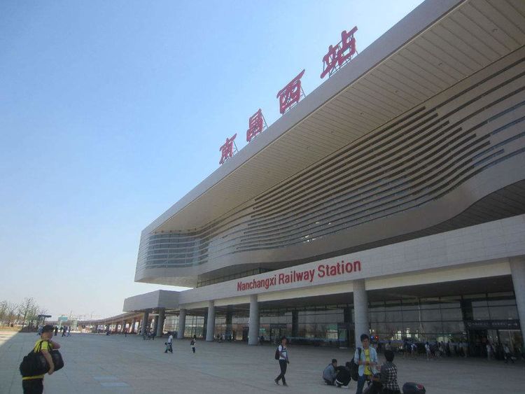 的复兴让这座城市走入人们的视野,西安北站是我国最大的高铁站之一