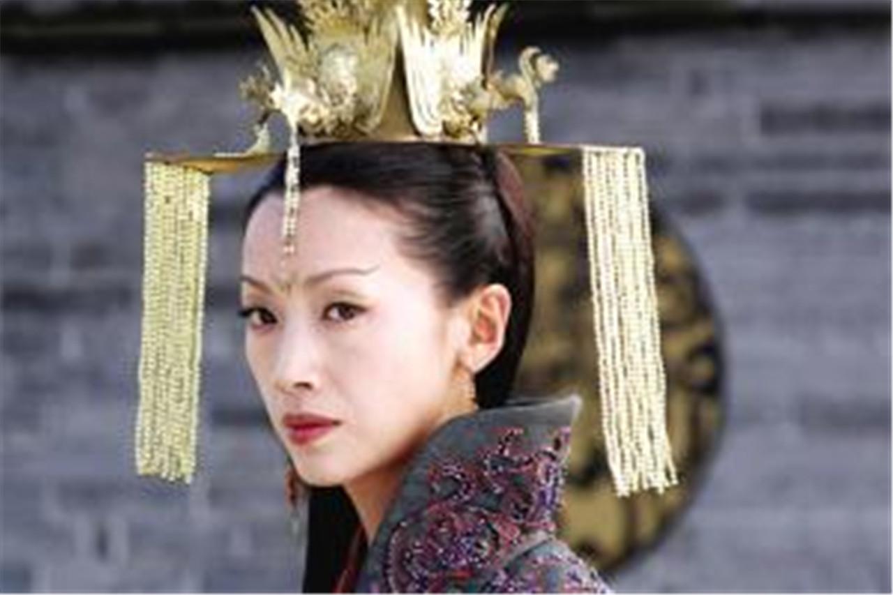 历史上对她评价多为负面,但是她的确杰出优秀,政治成就不输男人