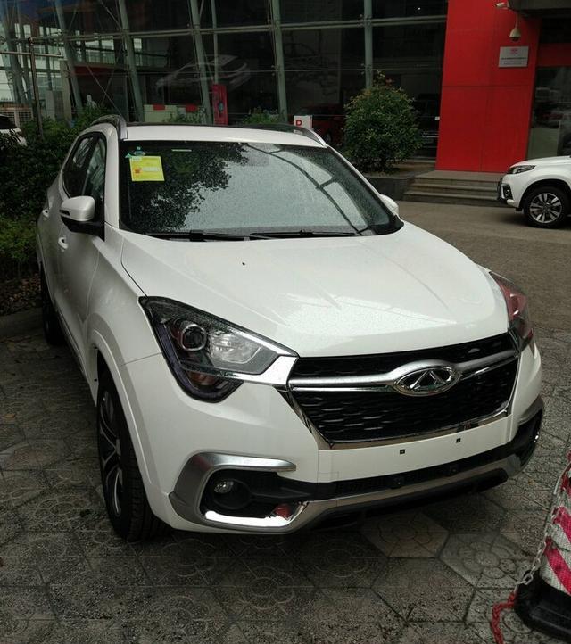 实拍奇瑞瑞虎5x白色顶配, 销售透露全系售价让人十分惊喜