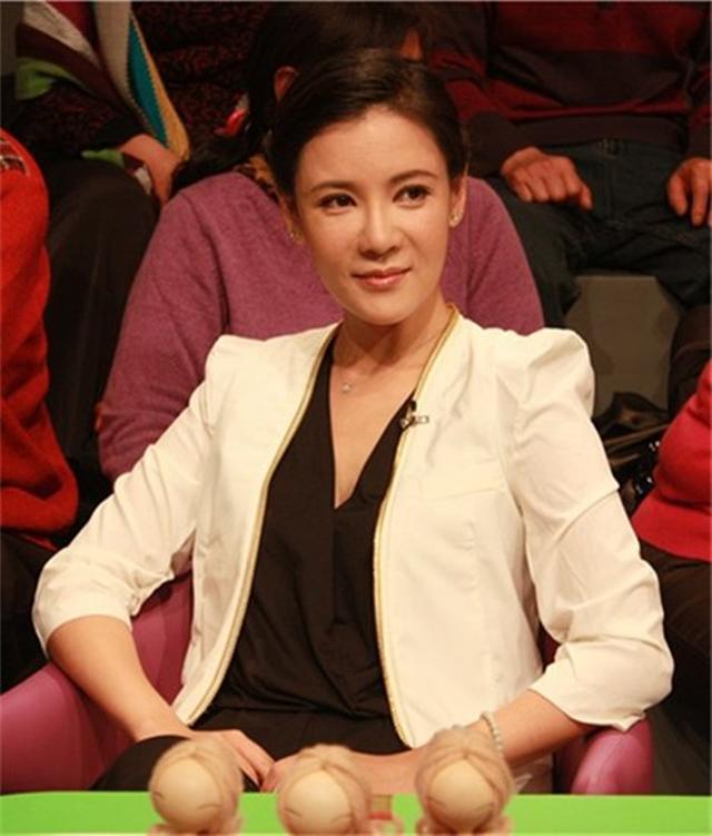 《延禧攻略》中张嬷嬷,当初本可以混好莱坞,如今却只能当配角|何佳怡