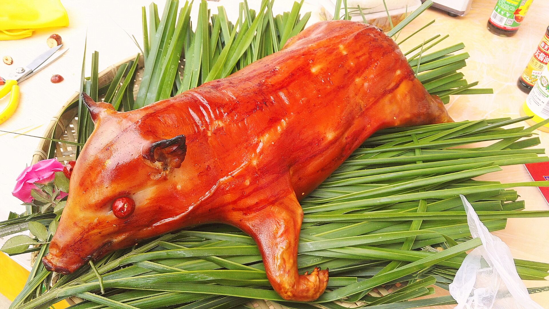 鸡猪茶果聚南宁,广西土货大pk