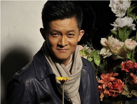 亲哥哥捧了他13年,没想到红了后就立马单飞,如今事业一落千丈