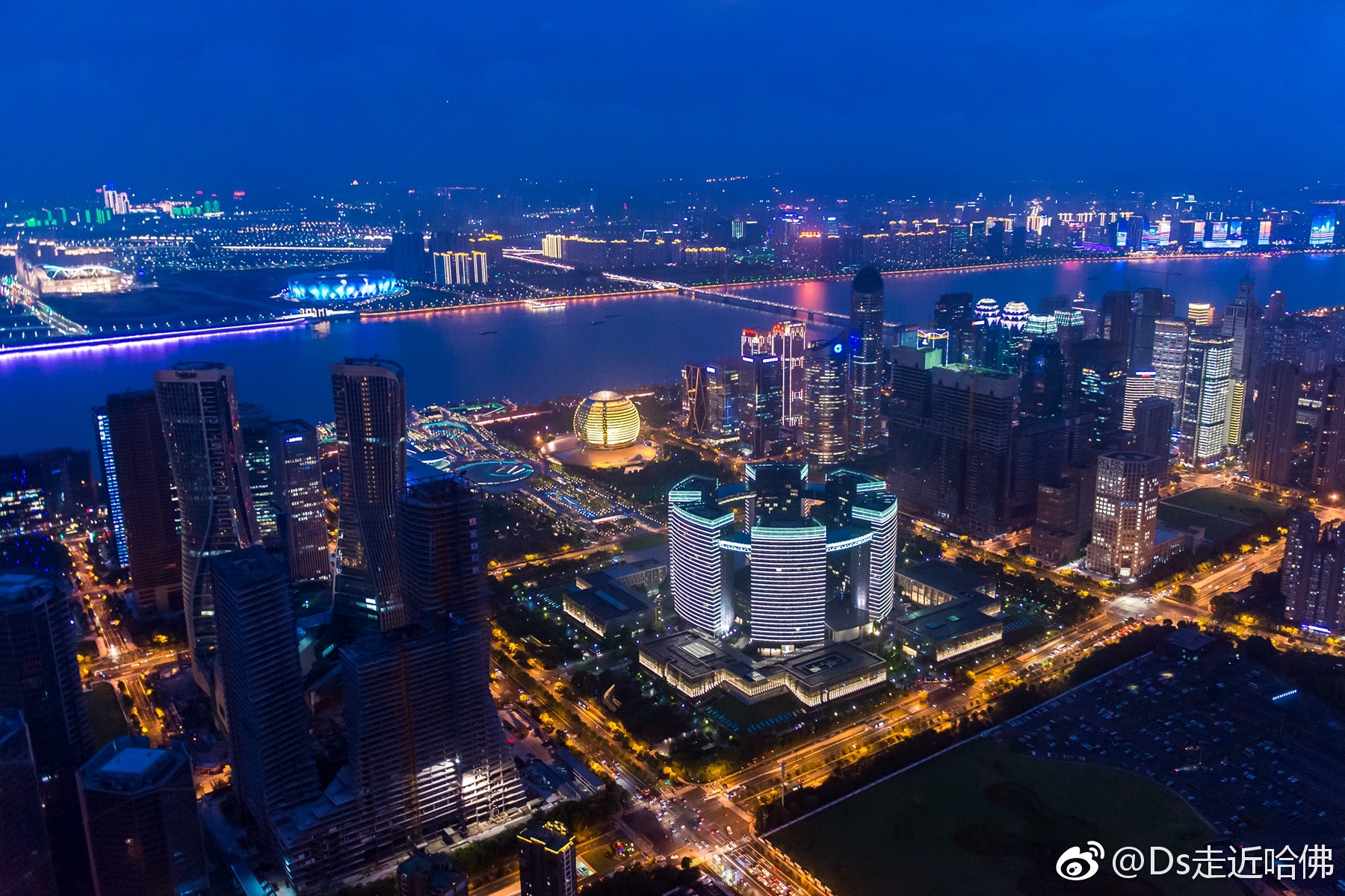 2016年g20杭州峰会时的杭州夜景