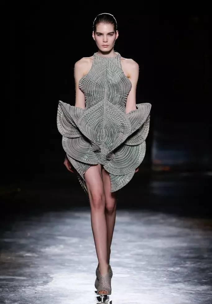 服装设计 3d打印=未来的黑科技? 不一定吧