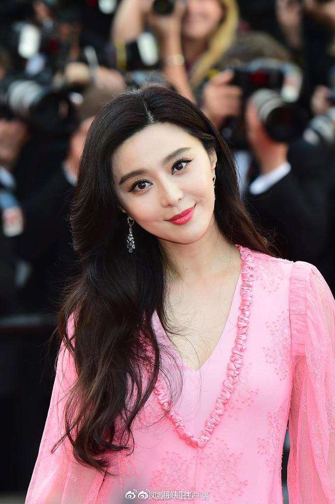 英媒分不清中国人的脸 所以关晓彤躺枪?|关晓彤|明星脸|美人_新浪新闻