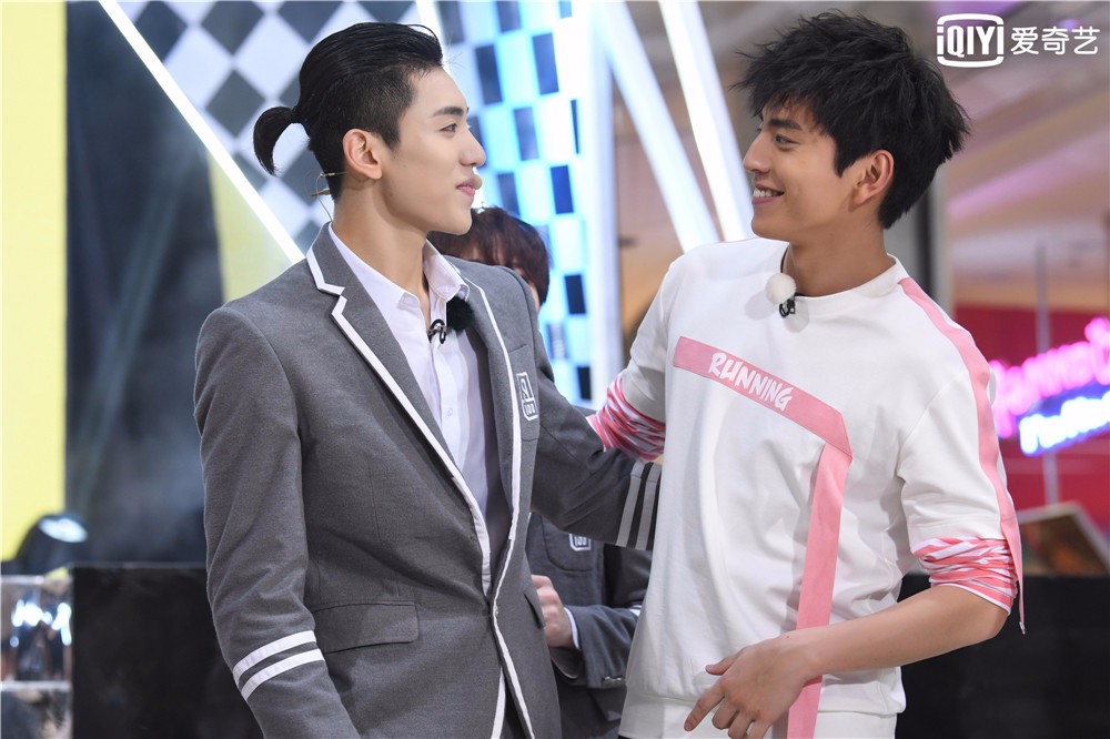 王大陆和王子异同框