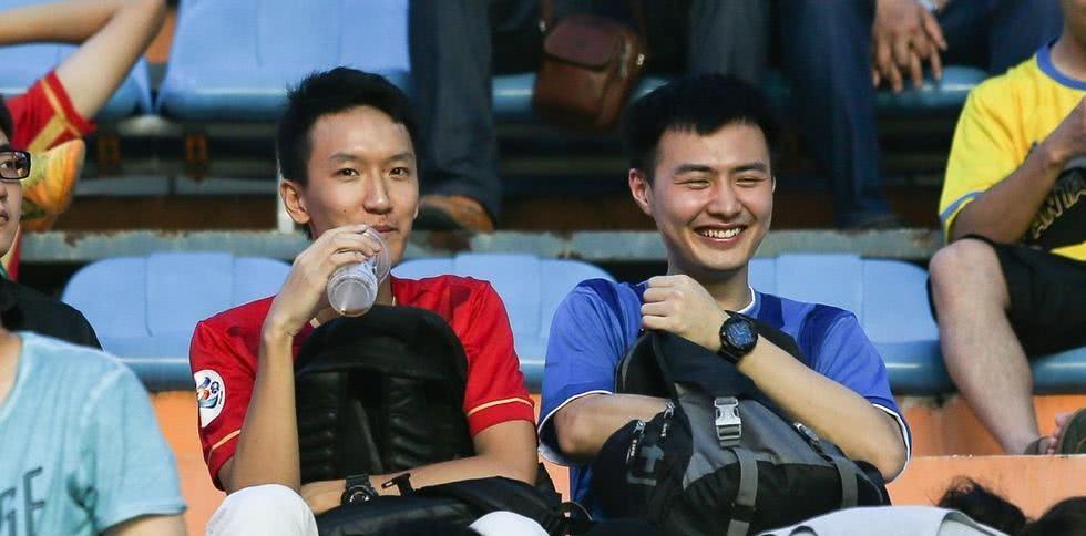 中超球迷冲突后续 富力官方:富力球迷遭10余名