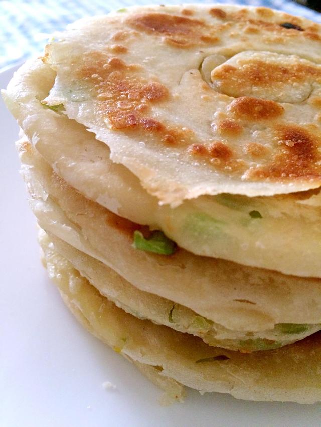 葱花饼13种好吃的做法,层层酥脆,起层多又软嫩,吃得饱饱的!