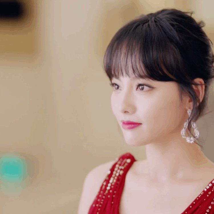 张嘉倪 红裙回忆杀