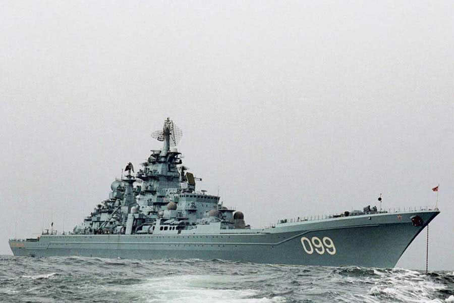 "基洛夫"级巡洋舰,是世界最大的巡洋舰,满载数量排水量为2.