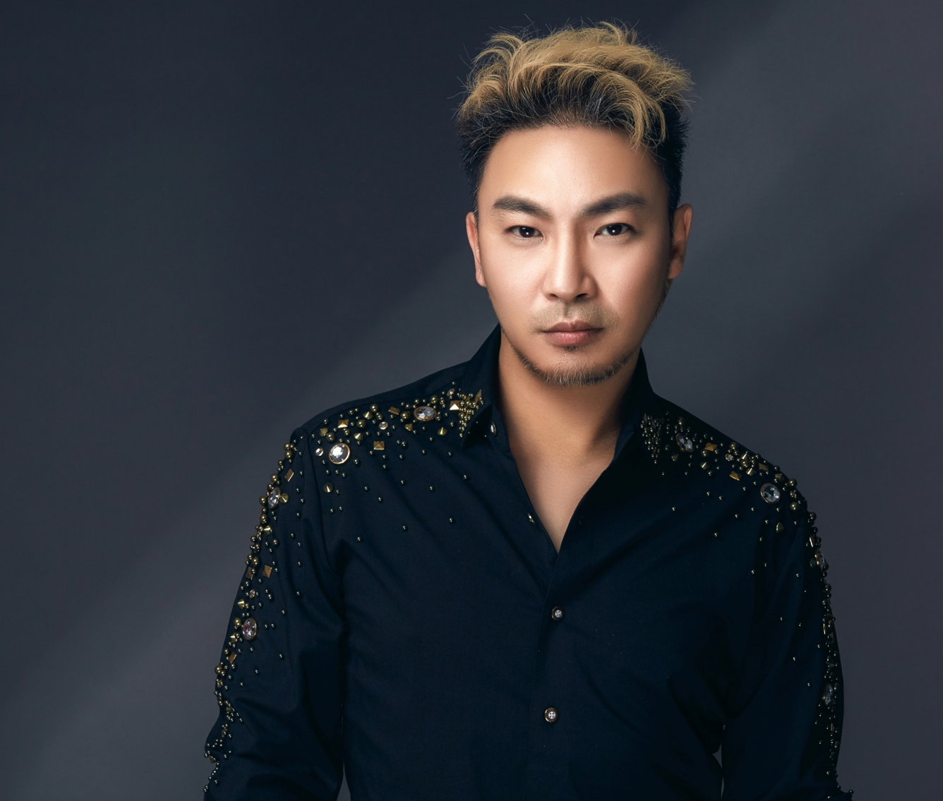 陈少华马旭成回顾经典共唱2018九月九的酒