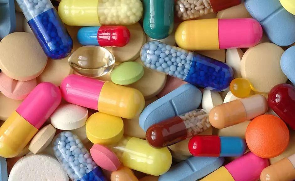 夏天服用这些药物要注意防晒