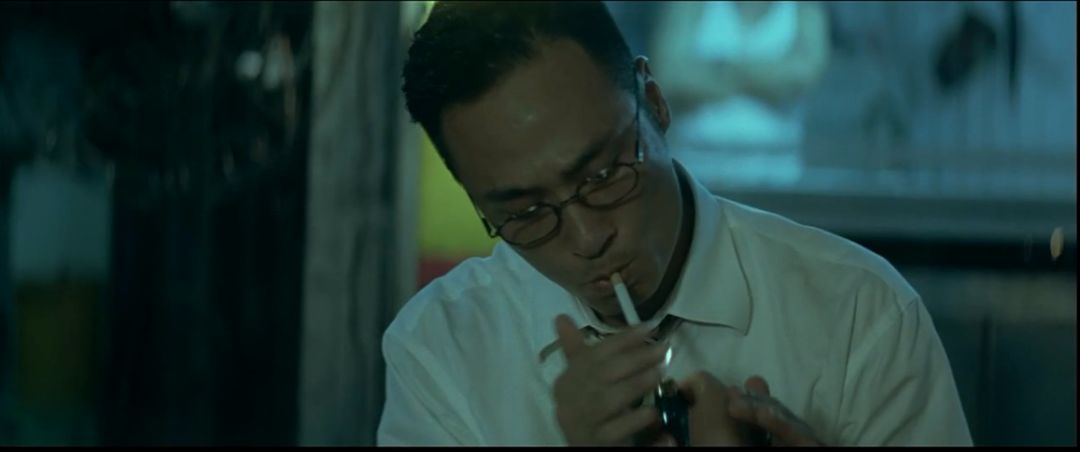 原先只用面对账簿的倪永孝在一夜之间要面对四位大佬的背叛,面对警方