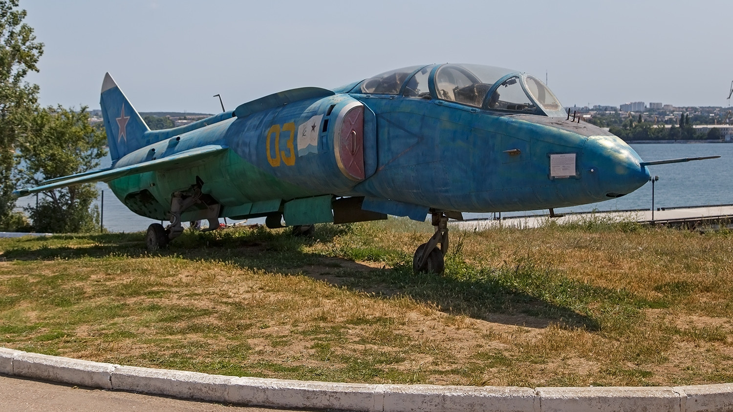 苏联/俄罗斯的垂直起降战斗机,包括雅克-36/雅克-38/雅克-141等