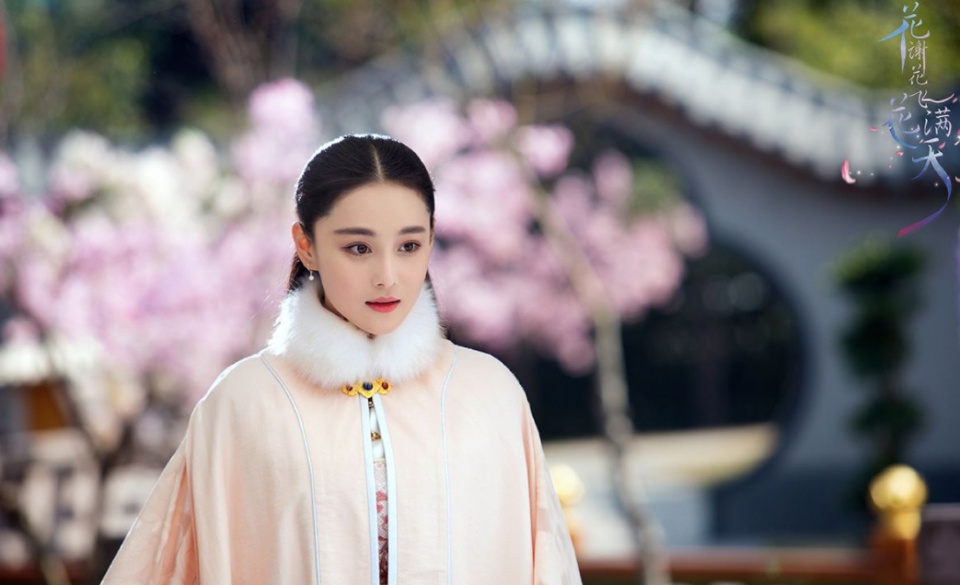 杨净如之所以这么经常与朱一龙合作,其实是因为两人是同一家经纪公司