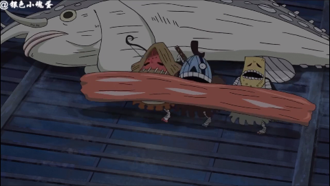 三个小僵尸拿了肉干替换咸鱼,偷吃咸鱼的僵尸影子丢了