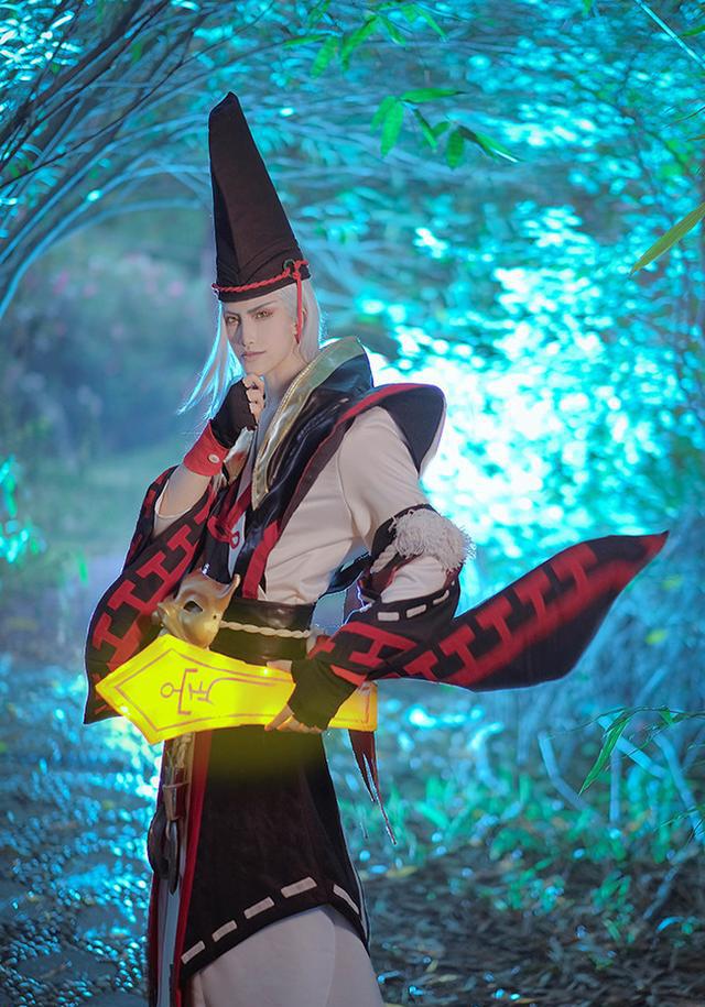 王者荣耀阴阳师狄仁杰cos,黑白两道横着走!