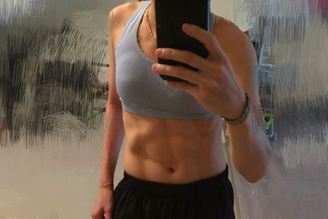 戴资颖无缘担任亚运会旗手拼命加练这腹肌让多少男生汗颜