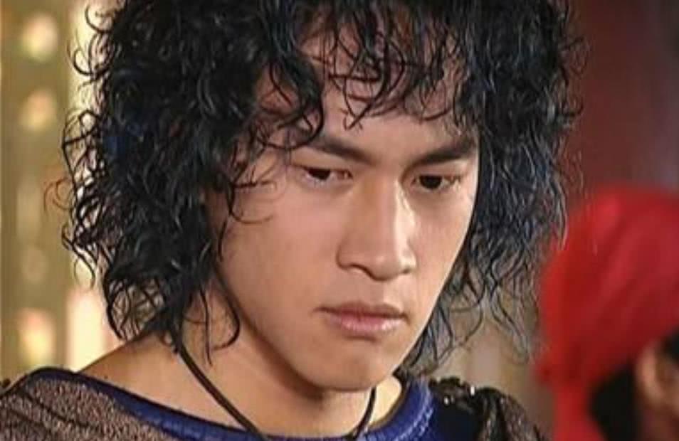 古装泡面头的6位男星,聂远张一山的都忍了,最后这位忍不了